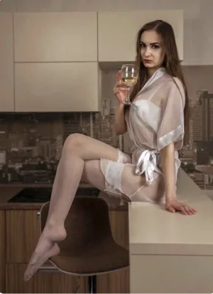 проститутка Юленька, 26, Сургут